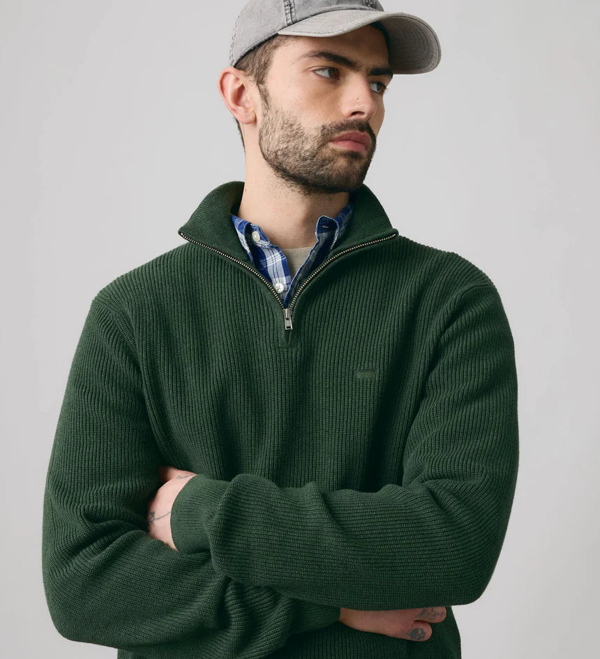 LEVI'S HM QUARTER ZIP SWEATER
