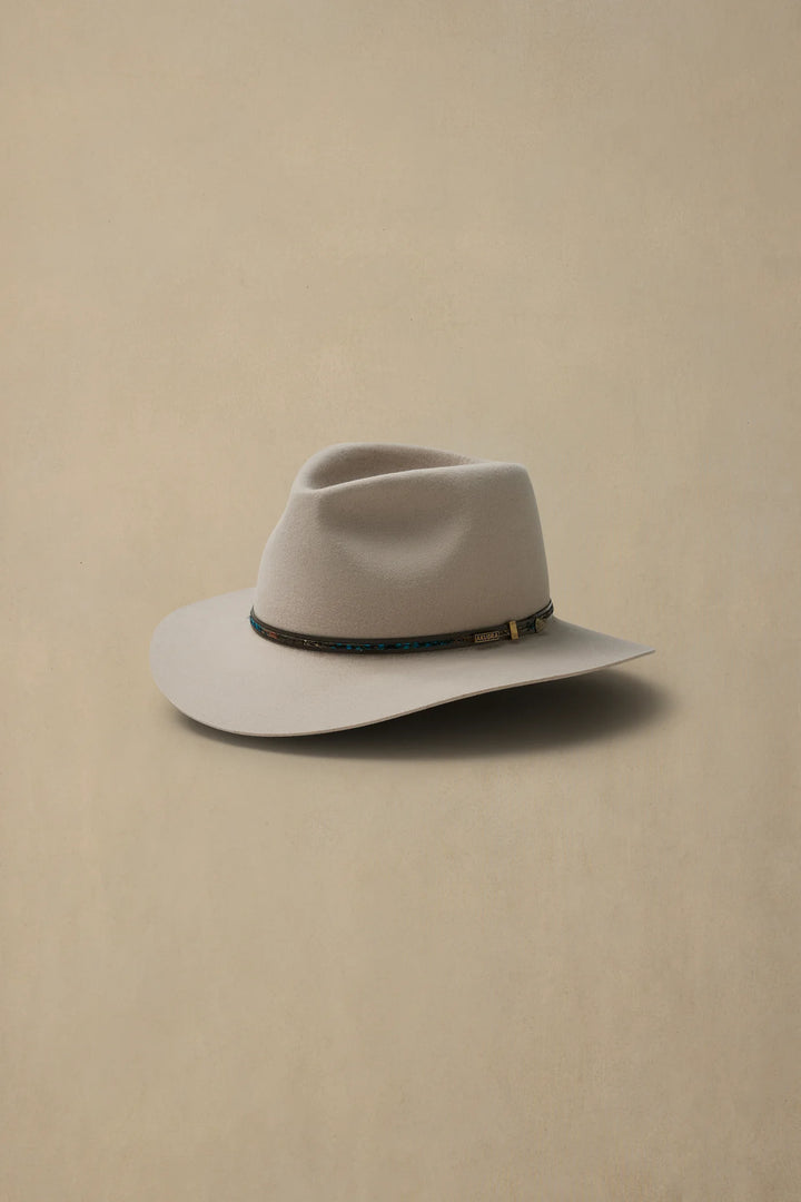 AKUBRA LEISURE TIME
