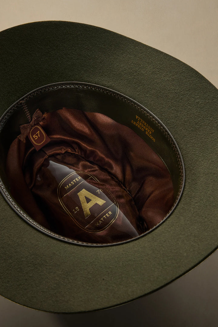 AKUBRA LEISURE TIME