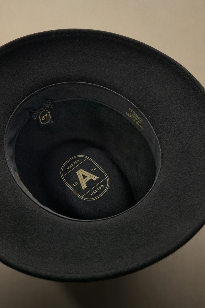 AKUBRA TRAVELLER