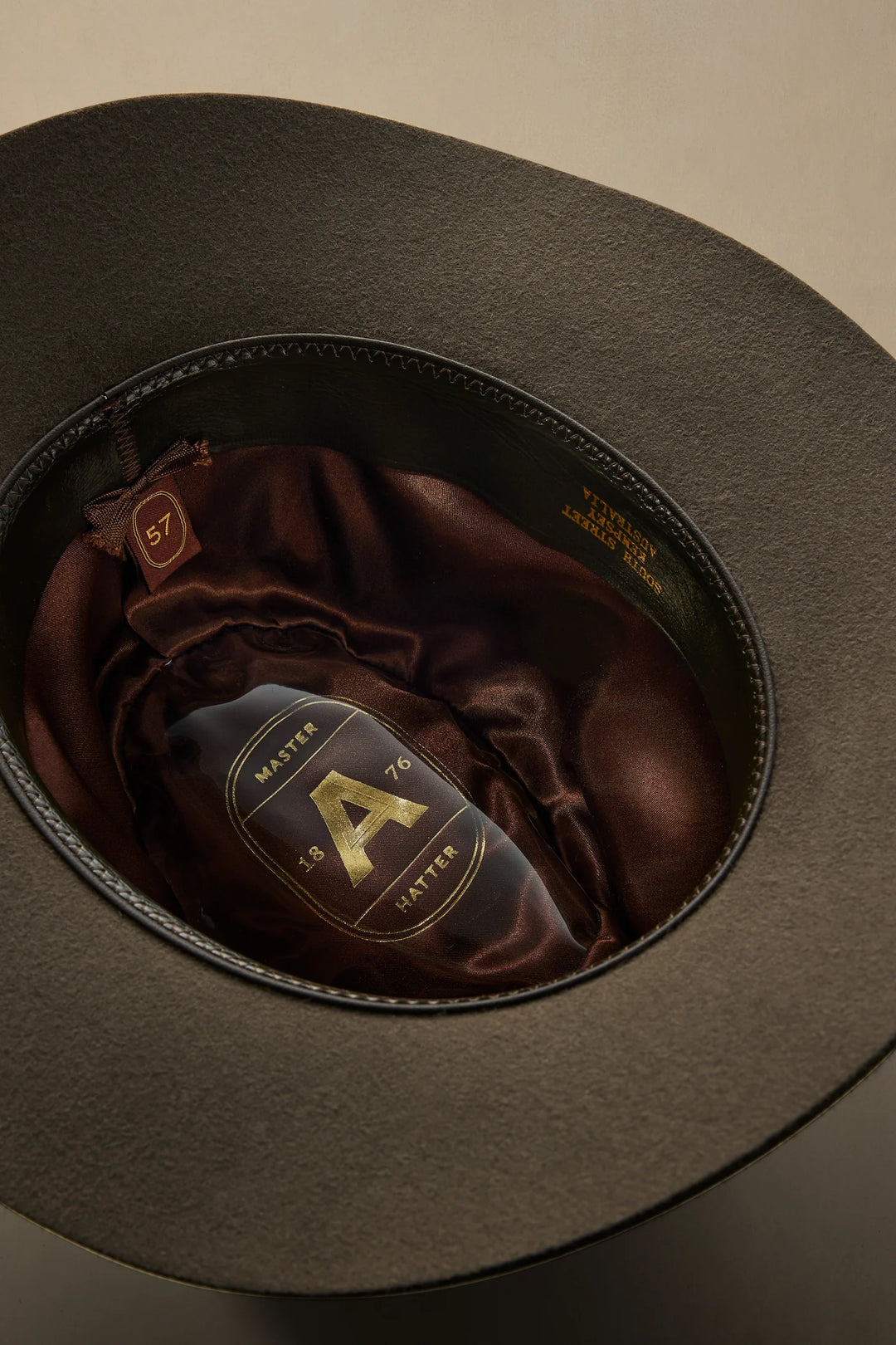 AKUBRA LEISURE TIME