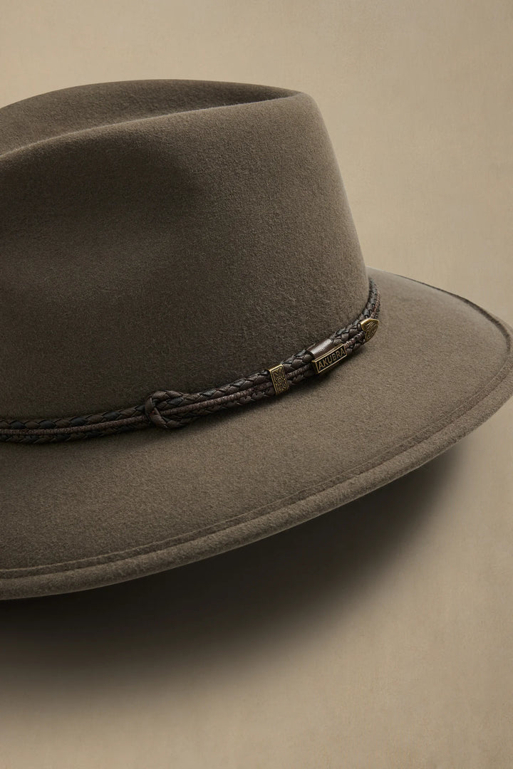 AKUBRA TRAVELLER
