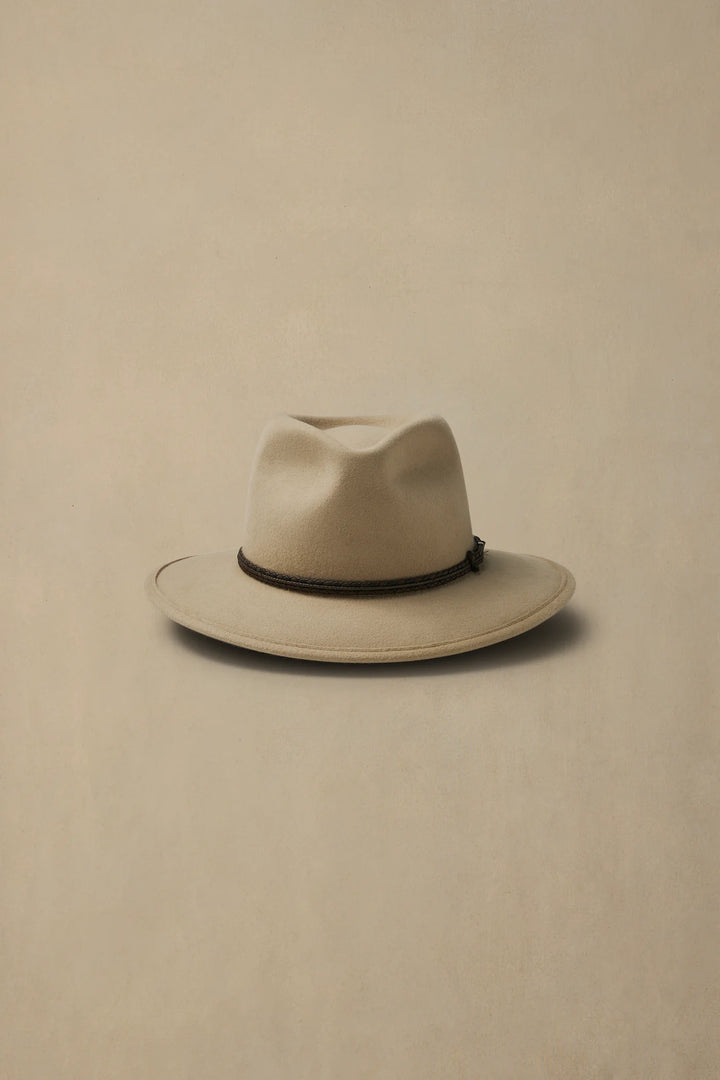 AKUBRA TRAVELLER