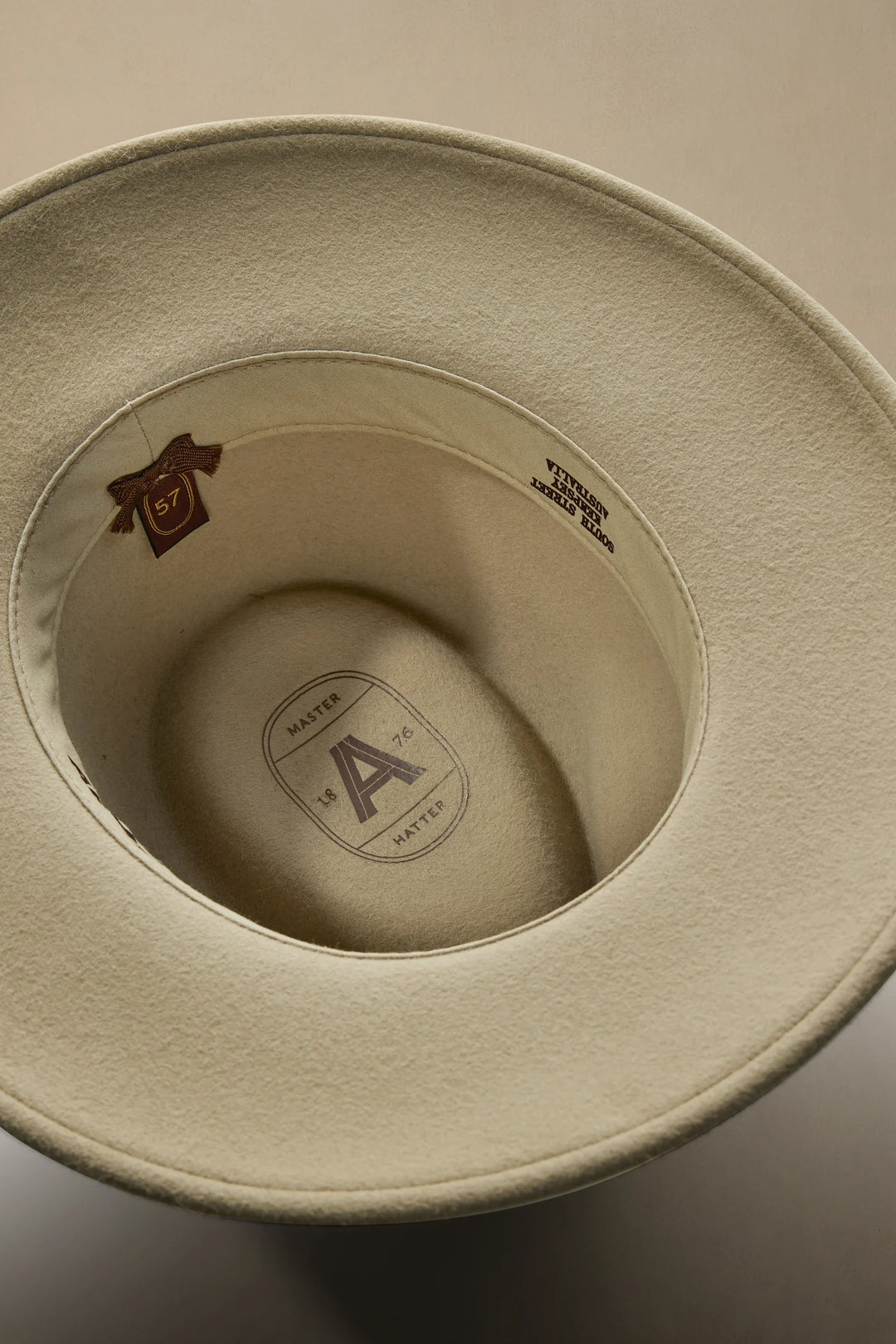 AKUBRA TRAVELLER