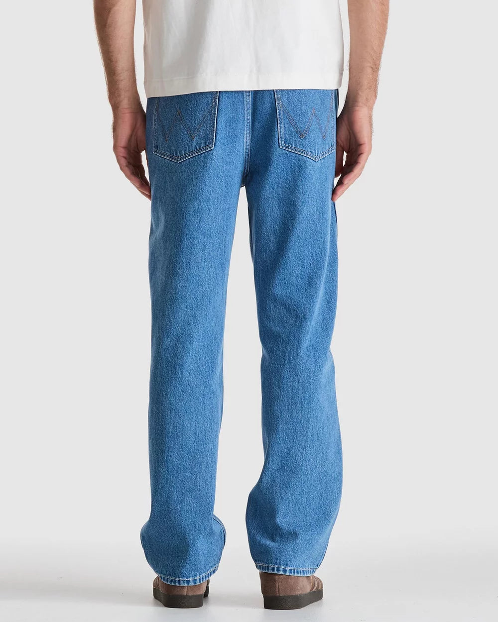 WRANGLER SLACKER JEAN KALAHARI FADE *ONLINE ONLY*