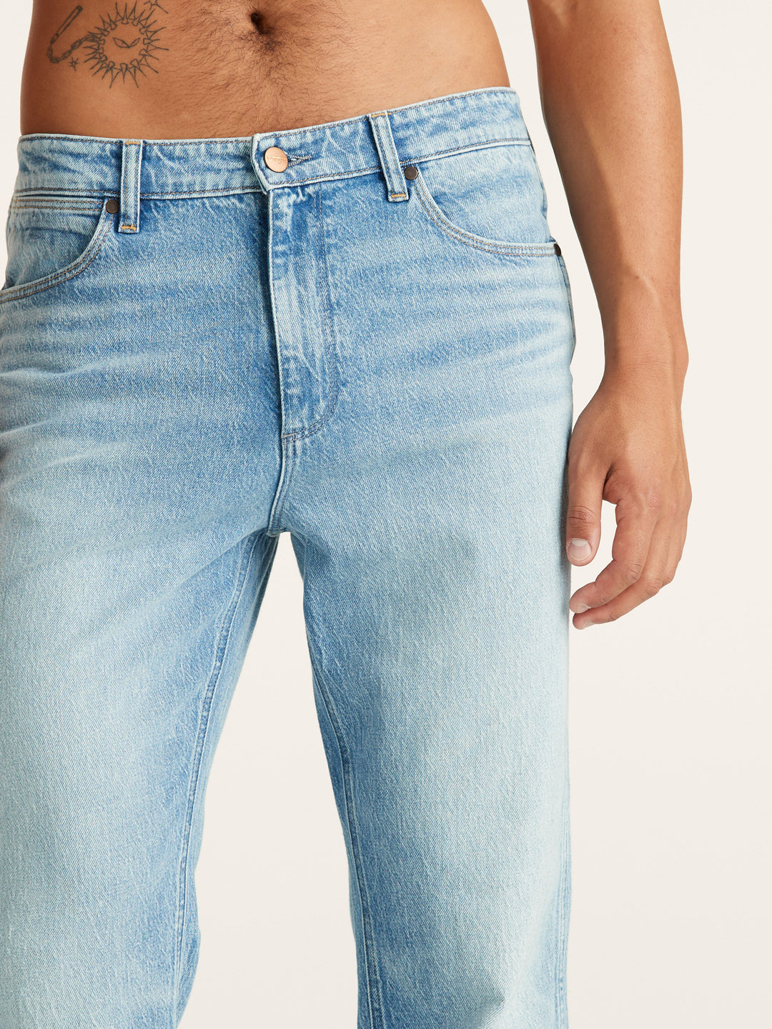 WRANGLER EAZY STRAIGHT JEAN LUCKY BLUE *ONLINE ONLY*