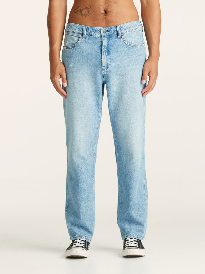 WRANGLER EAZY STRAIGHT VERONA WORN *ONLINE ONLY*