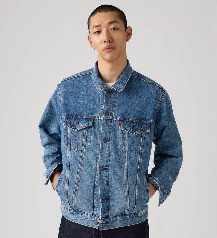 LEVI'S RELAXED FIT TRUCKER JACKET